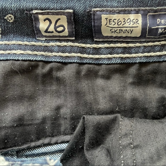 Miss Me Skinny Jeans Embellished Bling Flap Pockets Buckle 26 - Picture 8 of 9